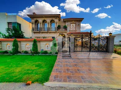 100 % Original Deal 1 Kanal Out Standing Top Quality Modern Designed Bungalow With Hot Location For Sale At Very Reasonable Price