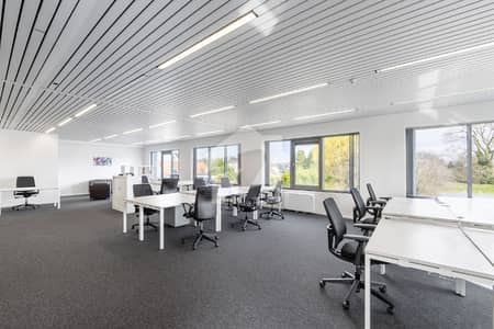 All-Inclusive Access To Professional Office Space For 15 Persons In Lahore, Naveena Tower