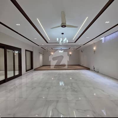 ڈی ایچ اے فیز 2 ڈی ایچ اے ڈیفینس,کراچی میں 3 کمروں کا 1 کنال زیریں پورشن 3.8 لاکھ میں کرایہ پر دستیاب ہے۔ ڈی ایچ اے فیز 2 ڈی ایچ اے ڈیفینس,کراچی میں 3 کمروں کا 1 کنال زیریں پورشن 3.8 لاکھ میں کرایہ پر دستیاب ہے۔