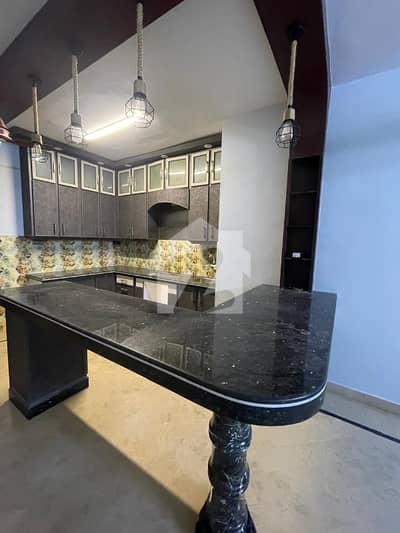 3000 Square Feet Flat For sale In Rs. 44000000 Only