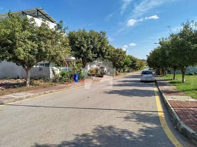 Bahria Enclave Islamabad Sector B1 8 Marla Possession Able Plot For Sale Close To Masjid & Park