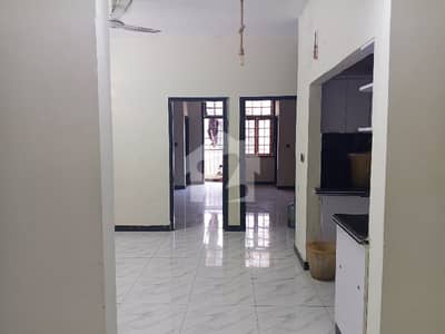 2 BED D. D . 3 FLOOR MAINTAINED DHA PHASE 6 KARACHI.