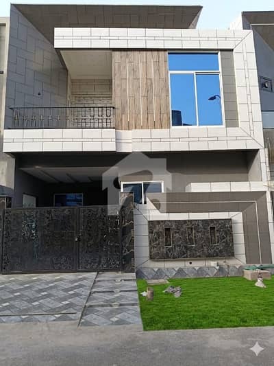 5 Marla House In Only Rs. 24500000