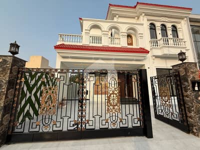 Centrally Located House Available In Citi Housing Phase 1 - Block D For sale