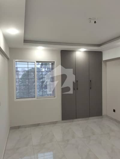 Highly-Desirable Flat Available In Gulshan-e-Iqbal - Block 16 For sale Highly-Desirable Flat Available In Gulshan-e-Iqbal - Block 16 For sale