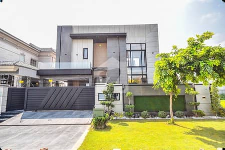 1 KANAL ELEGANT AND FULLY MAINTAINED SUPER HOT LOCATED BUNGALOW IS AVAILABLE IN THE BEST BLOCK OF DHA PHASE 5 LAHORE.