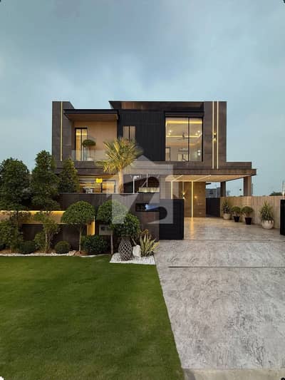 1 KANAL ELEGANT AND FULLY MAINTAINED SUPER HOT LOCATED BUNGALOW IS AVAILABLE IN THE BEST BLOCK OF DHA PHASE 7 LAHORE.