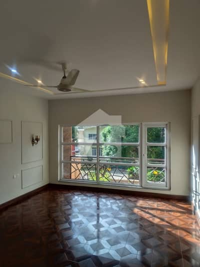 1 Kanal Luxury House For Rent In F-6