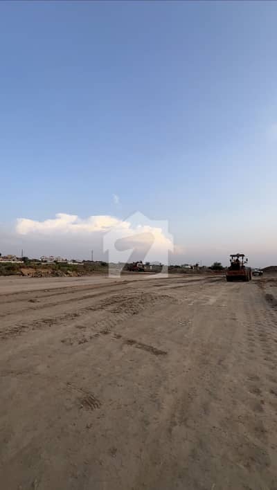 گلبرگ گرینز ۔ بلاک بی گلبرگ گرینز,گلبرگ,اسلام آباد میں 4 کنال رہائشی پلاٹ 7.0 کروڑ میں برائے فروخت۔