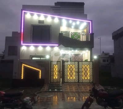 ماسٹر سٹی ہاؤسنگ سکیم گوجرانوالہ میں 4 کمروں کا 5 مرلہ مکان 1.5 کروڑ میں برائے فروخت۔