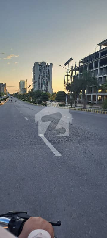 Highly-Desirable Commercial 4 Kanal Plot Available In Gulberg Greens Main Gulberg Expressway For Sale