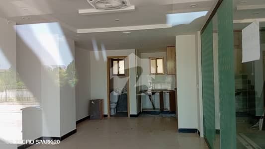450 Square Feet Shop Available For Rent