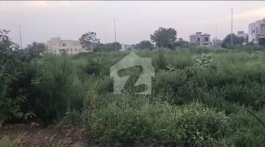 ڈی ایچ اے فیز 7 ڈی ایچ اے ڈیفینس,لاہور میں 2 کنال رہائشی پلاٹ 7.3 کروڑ میں برائے فروخت۔ ڈی ایچ اے فیز 7 ڈی ایچ اے ڈیفینس,لاہور میں 2 کنال رہائشی پلاٹ 7.3 کروڑ میں برائے فروخت۔