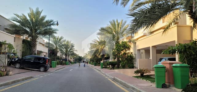 Quaid Villas 200sq Yard Close To Entrance Of BTK 3Bed One Unit Villas FOR SALE Quaid Villas 200sq Yard Close To Entrance Of BTK 3Bed One Unit Villas FOR SALE