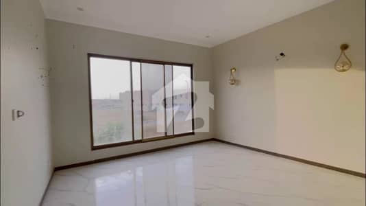 272sq yd Ready to Move Villa in Precinct-1 0.5km from main entrance. A-One Construction Standard 5Bed Drawing Dining Lounge