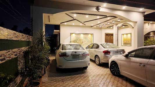 Prime Location DHA Phase 8 - Block T House Sized 1 Marla Prime Location DHA Phase 8 - Block T House Sized 1 Marla