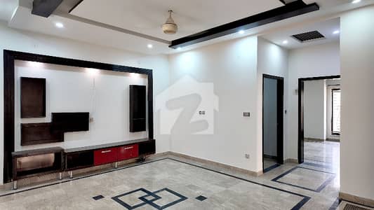 Ideal Prime Location 10 Marla House Has Landed On Market In Bahria Town - Nishtar Block, Lahore
