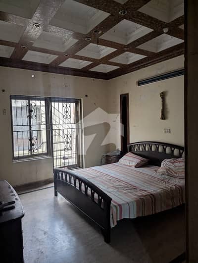 10 Marla Slightly Used House For Sale In Sector B-Shaheen Block Bahria Town Lahore