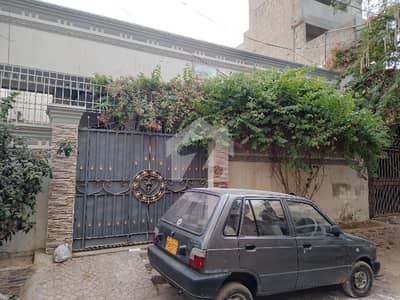 A Prime Location 200 Square Yards House Located In North Karachi - Sector 7D-2 Is Available For Sale
