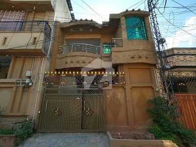ایچ ۔ 13 اسلام آباد میں 3 کمروں کا 4 مرلہ مکان 1.35 کروڑ میں برائے فروخت۔