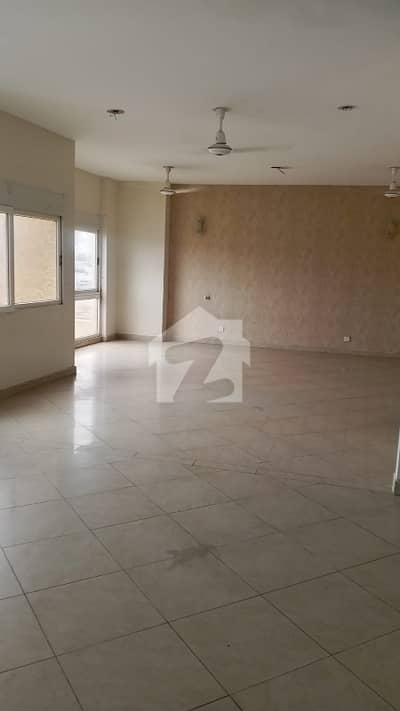 Prime Location 3750 Square Feet Flat In Creek Vista Is Available Prime Location 3750 Square Feet Flat In Creek Vista Is Available