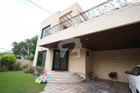 1 Kanal Corner House With Basement Available For Sale (Phase -2)