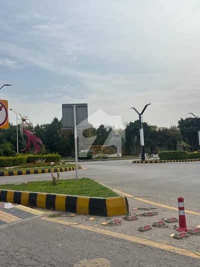 روز گارڈن زون 2 روز گارڈن,بحریہ ٹاؤن فیز 8,بحریہ ٹاؤن راولپنڈی,راولپنڈی میں 5 مرلہ رہائشی پلاٹ 42.0 لاکھ میں برائے فروخت۔ روز گارڈن زون 2 روز گارڈن,بحریہ ٹاؤن فیز 8,بحریہ ٹاؤن راولپنڈی,راولپنڈی میں 5 مرلہ رہائشی پلاٹ 42.0 لاکھ میں برائے فروخت۔
