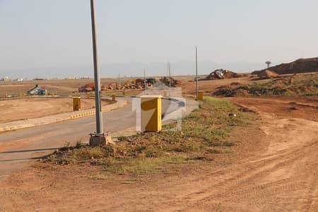 Corner In Bahria Spring North 1200 Square Feet Commercial Plot For Sale Corner In Bahria Spring North 1200 Square Feet Commercial Plot For Sale