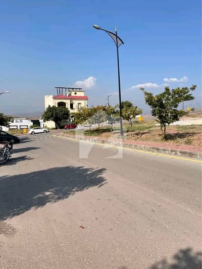 Golden Investment Opportunity 8 Marla Plot for Sale | Bahria Enclave Islamabad