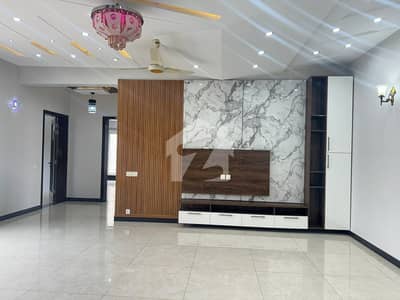 BRAND NEW 1 KANAL UPPER PORTION FOR RENT NEAR ALL AMENITIES BRAND NEW 1 KANAL UPPER PORTION FOR RENT NEAR ALL AMENITIES