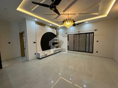 14 Marla Brand New Luxury Double Story For Sale