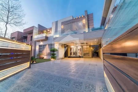Fully Furnished 1 Kanal Luxury Modern House for Sale in DHA Lahore