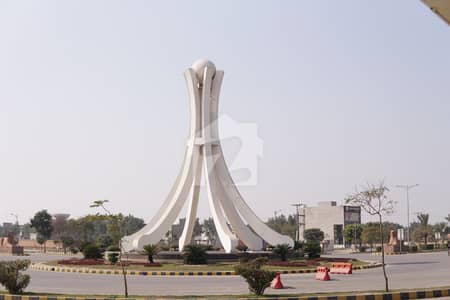 نیو لاهور سٹی لاہور میں 5 مرلہ رہائشی پلاٹ 42.0 لاکھ میں برائے فروخت۔