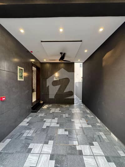 5 Marla House Available for Rent in 9 Town, Lahore