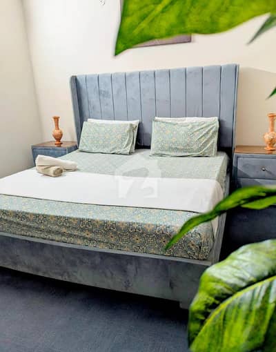01 BEDROOM LUXURY FURNISHED APARTMENT AVAILABLE FOR RENT AT GULBERG GREEN ISLAMABAD