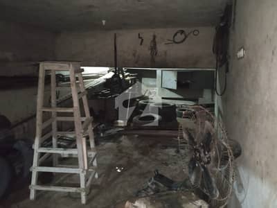 بفر زون - سیکٹر 15-A / 4 بفر زون,نارتھ کراچی,کراچی میں 5 مرلہ Studio عمارت 2.5 لاکھ میں کرایہ پر دستیاب ہے۔