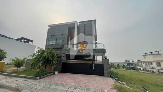 Double Storey 10 Marla House Available In Bahria Town Phase 8 - Block I For sale