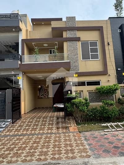 5 Marla Double Story House Available For Sale