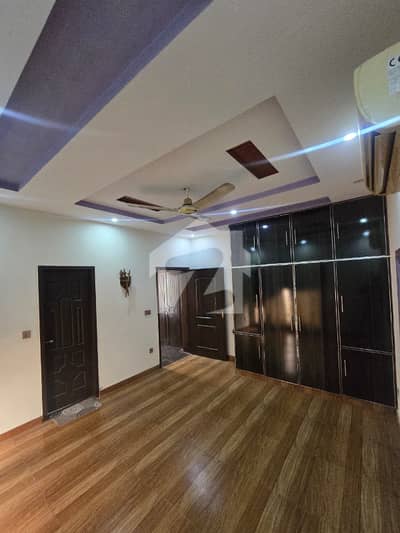 10 Marla Slightly Used House With Basement For Sale In Johar Block Bahria Town Lahore 10 Marla Slightly Used House With Basement For Sale In Johar Block Bahria Town Lahore