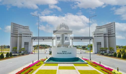 Main Boulevard Plot For Sale Facing Park Near Chaye Khana In Reasonable Price