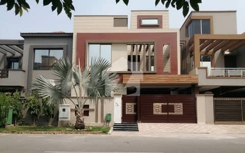 Luxury 8 Marla Fully Furnished House for Sale in Bahria Town Lahore Umer Block | 10 kW Solar | Prime Location