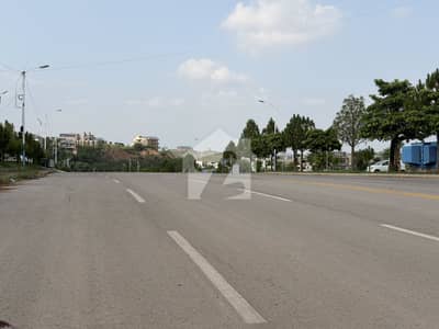 ڈی ایچ اے فیز 3 ۔ بلاک بی ڈی ایچ اے ڈیفینس فیز 3,ڈی ایچ اے ڈیفینس,اسلام آباد میں 1 کنال رہائشی پلاٹ 2.25 کروڑ میں برائے فروخت۔ ڈی ایچ اے فیز 3 ۔ بلاک بی ڈی ایچ اے ڈیفینس فیز 3,ڈی ایچ اے ڈیفینس,اسلام آباد میں 1 کنال رہائشی پلاٹ 2.25 کروڑ میں برائے فروخت۔