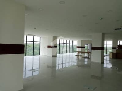 جی ۔ 6 مرکز جی ۔ 6,اسلام آباد میں 2 کنال Studio عمارت 30.0 لاکھ میں کرایہ پر دستیاب ہے۔