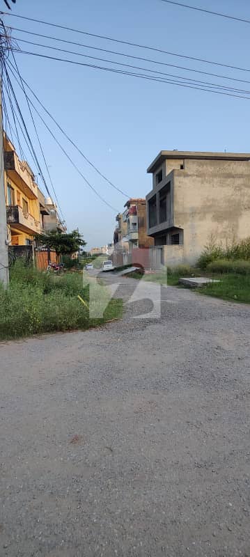I-11/2 (25x40) Main Double Road Sunface Extraland Plot For Sale