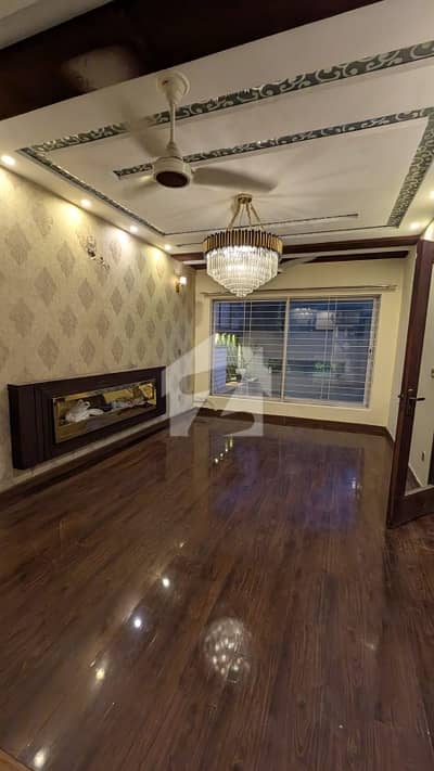 10 Marla Lower Portion For RENT Bahria Town Lahore