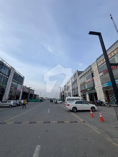 4 Marla Building for Rent Corner