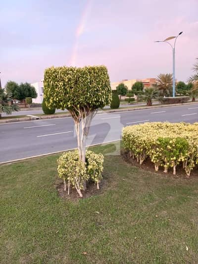 Bahria Orchard Plot No 353/54# Olcb 75sqft Extra Land Paid Possession Utility Paid For Sale