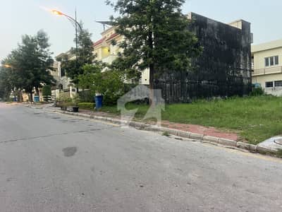 Bahria Enclave Sector C1 10 Marla Plot For Sale