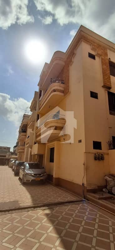 2000 Square Feet Flat Ideally Situated In North Nazimabad - Block B