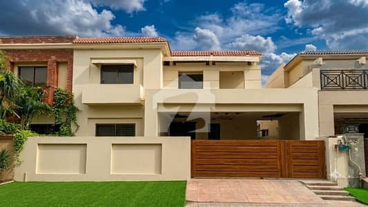 10 MARLA HOUSE FOR RENT IN PINE VILLAS OPPOSITE TO GREEN FORTS 2